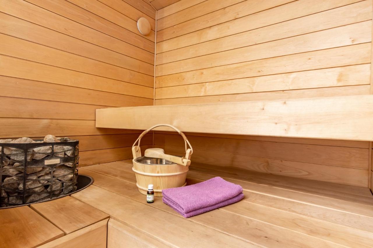 Alice Backyard-Holiday Home And Spa Parnu Exterior photo